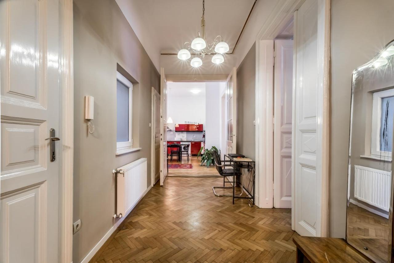 Apartament Berta - 4 Bedrooms, 3 Baths